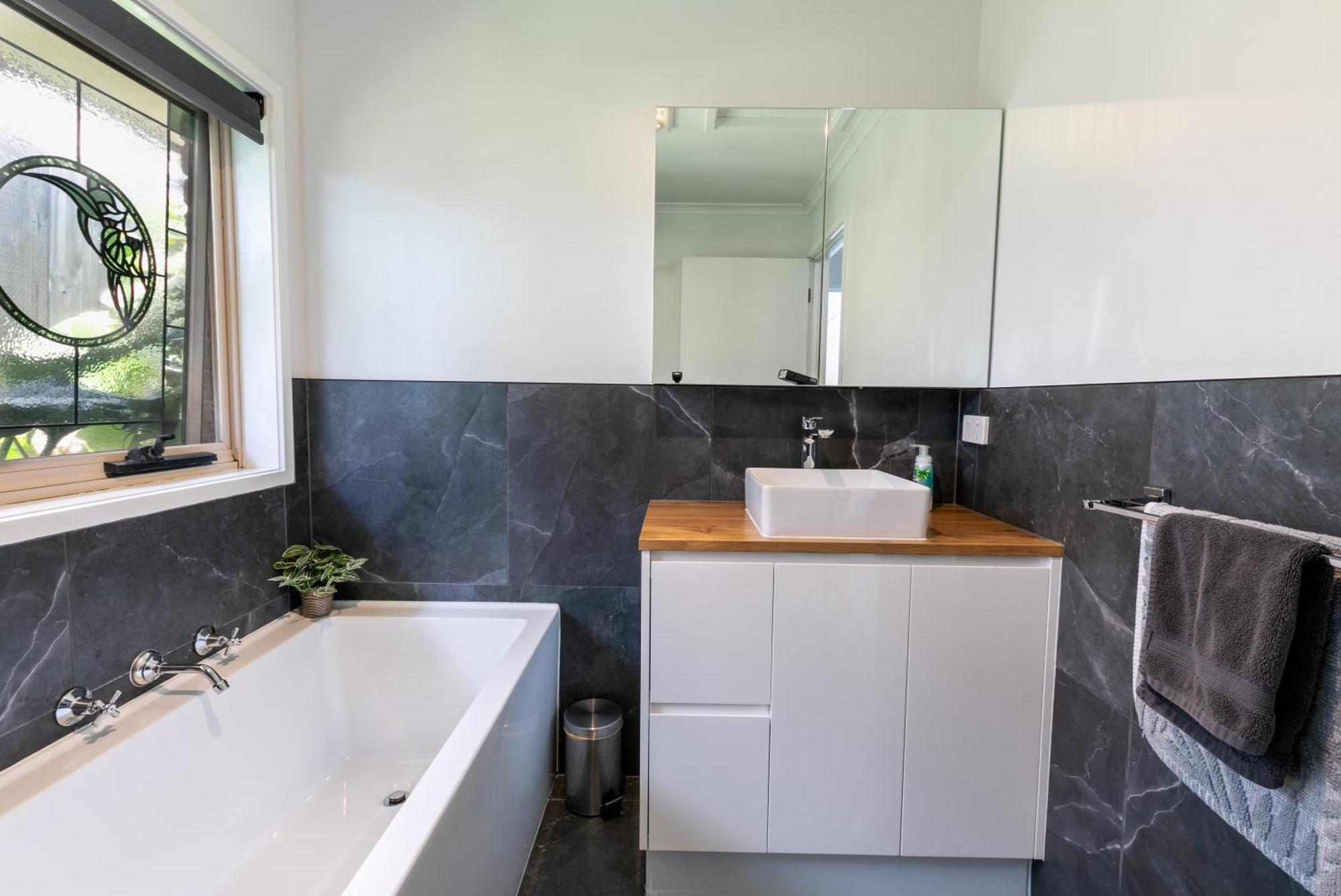 Pet Friendly 3 Bedroom House With Large Backyard Clifton Springs