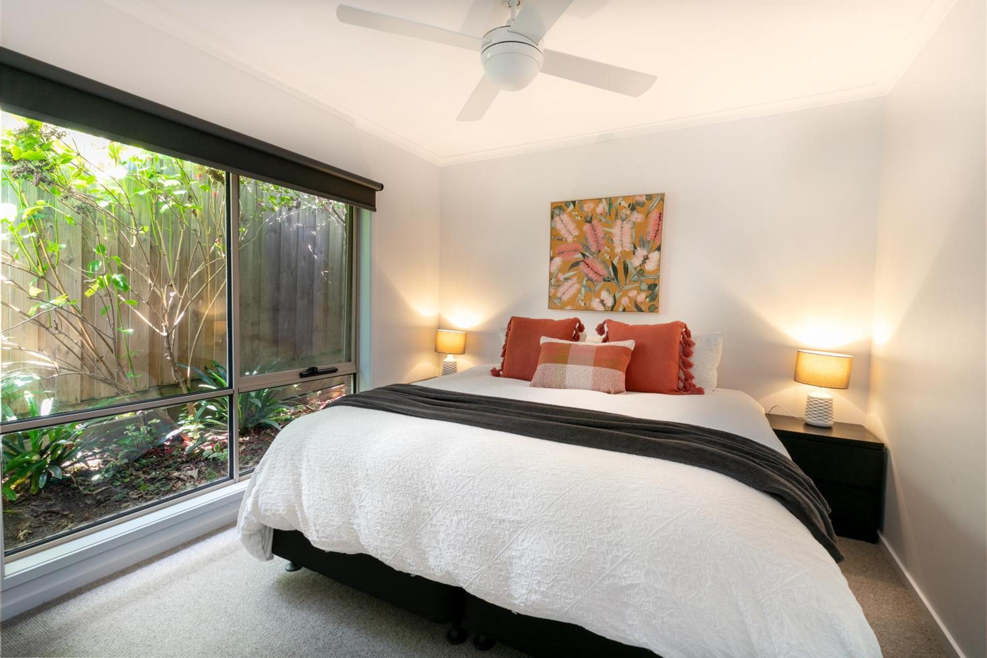 Pet Friendly 3 Bedroom House With Large Backyard * Clifton Springs