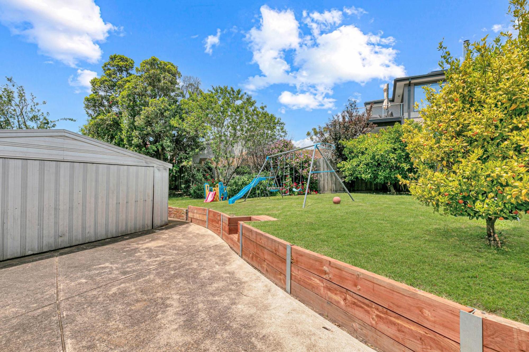 Pet Friendly 3 Bedroom House With Large Backyard Holiday home Clifton Springs
